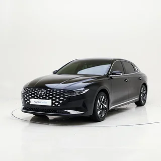 Hyundai Grandeur 2023 IG Hybrid Exclusive 3