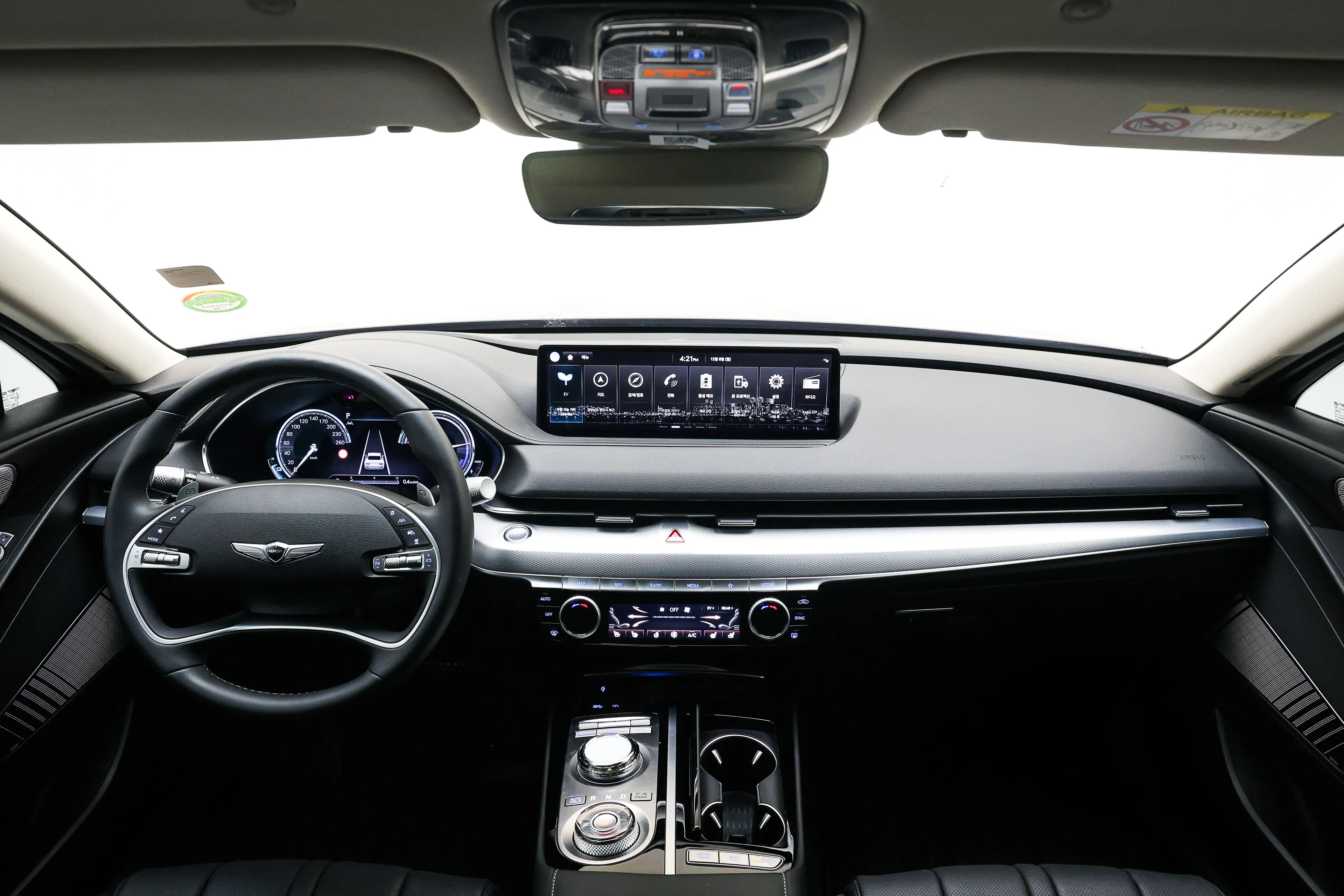 Genesis G80 2023 Electrified AWD Standard The - фото 1