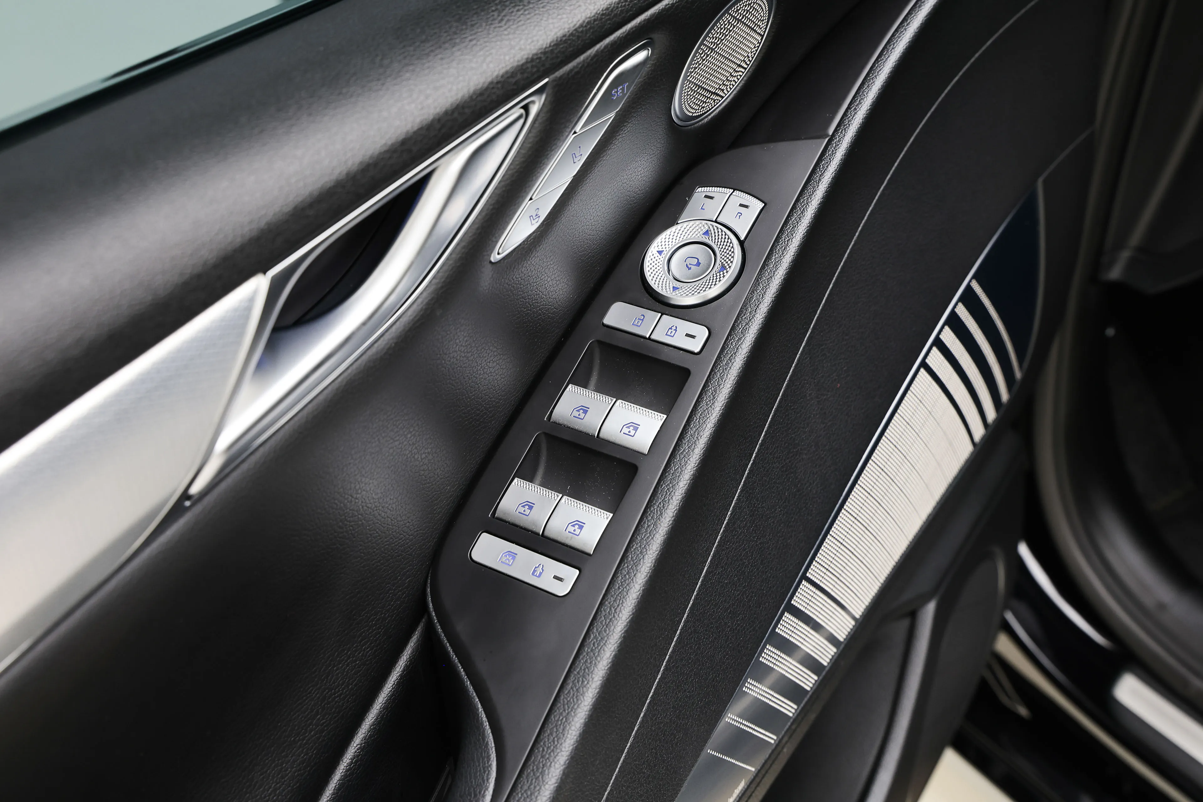 Genesis G80 2023 Electrified AWD Standard The - фото 30