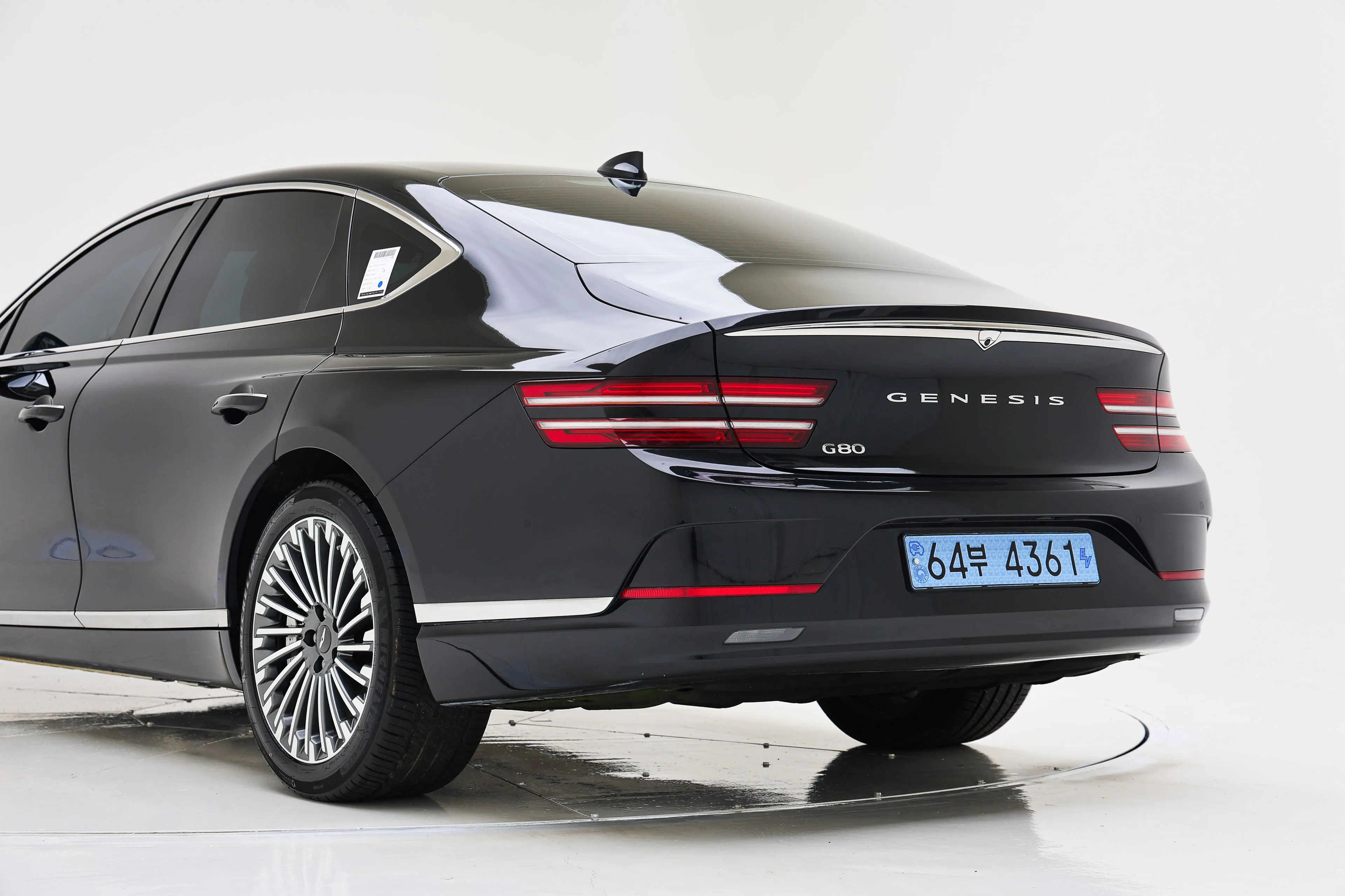 Genesis G80 2023 Electrified AWD Standard The - фото 5