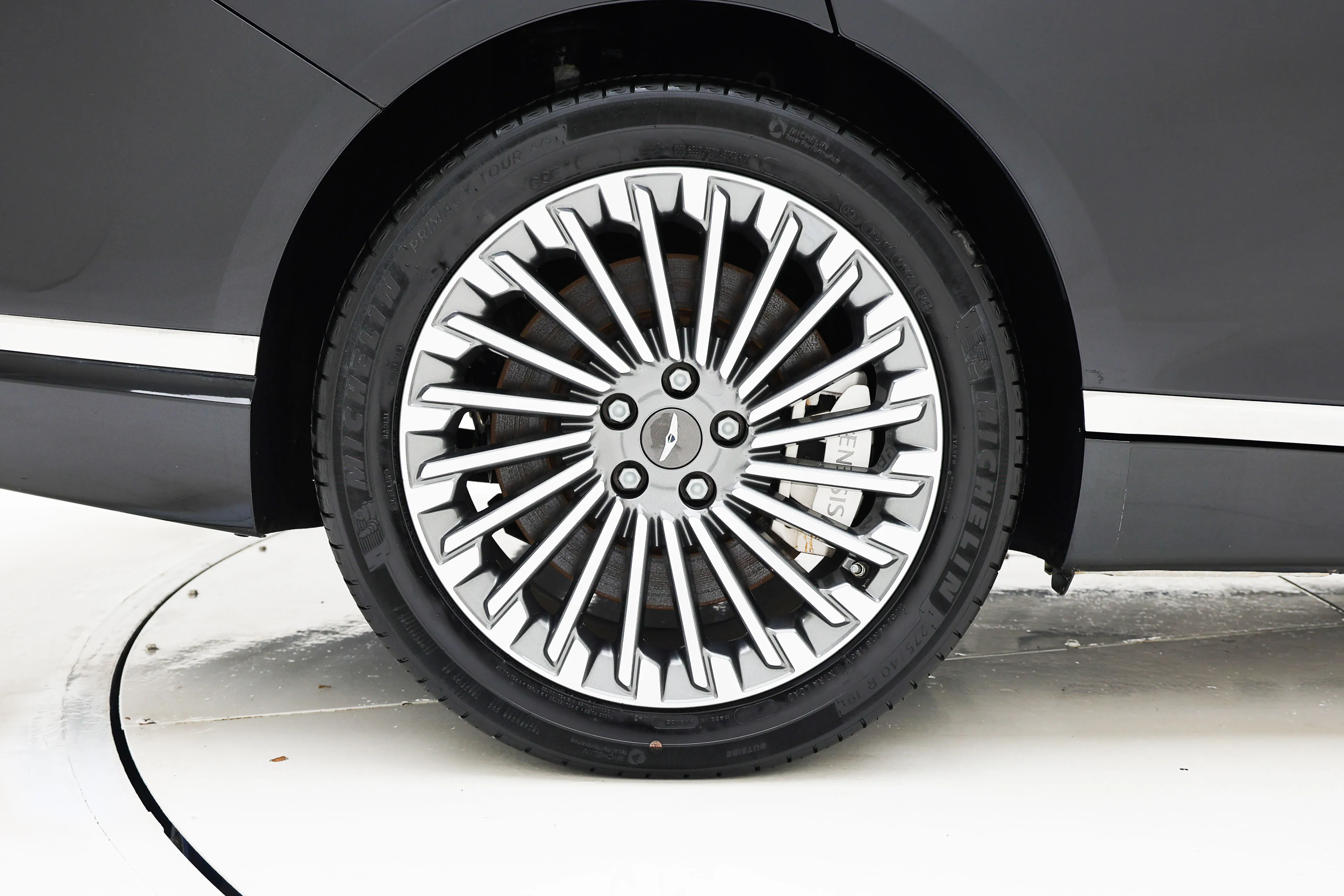 Genesis G80 2023 Electrified AWD Standard The - фото 9