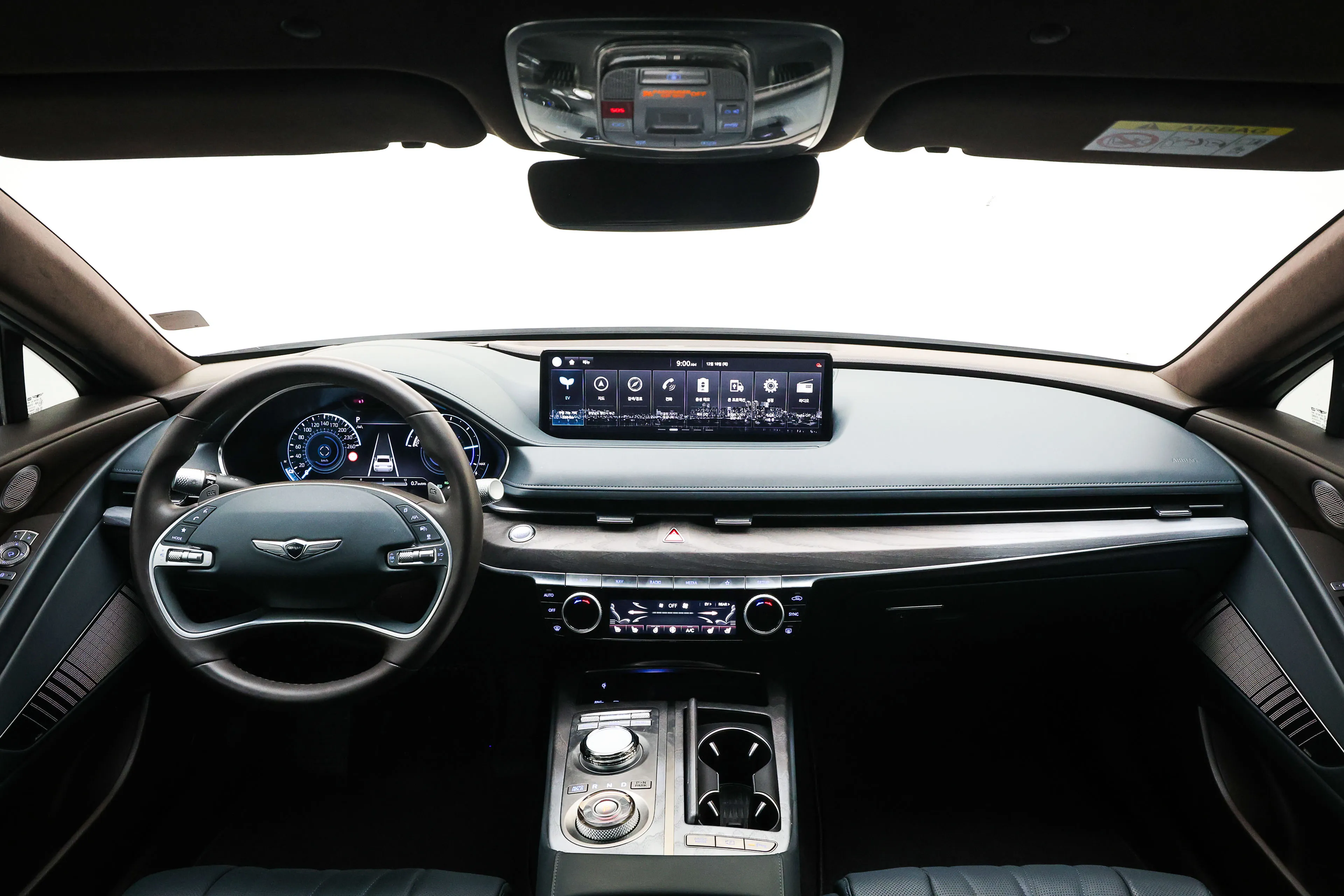 Genesis G80 2023 Electrified AWD Signature The Selection - фото 1