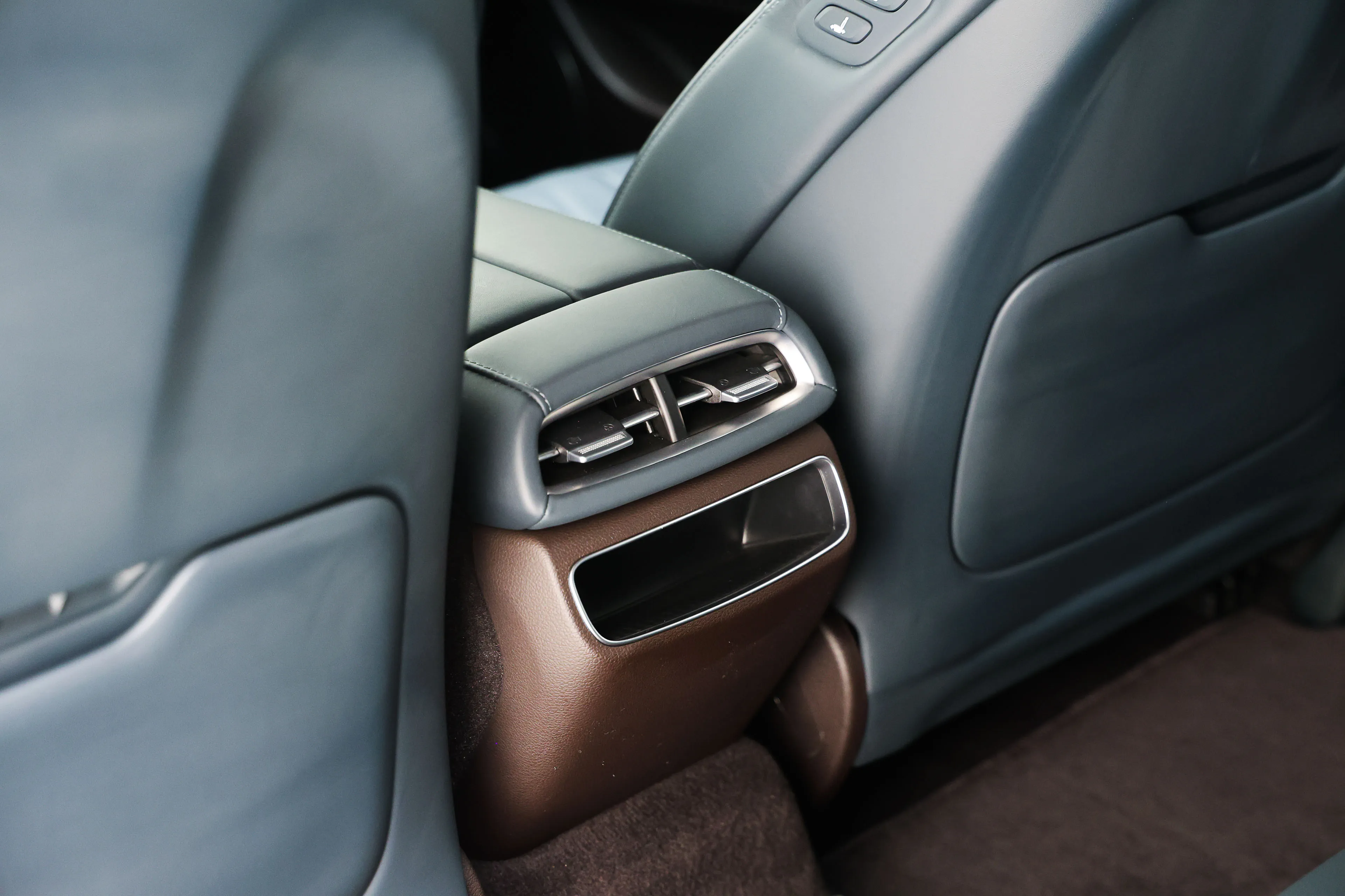 Genesis G80 2023 Electrified AWD Signature The Selection - фото 29