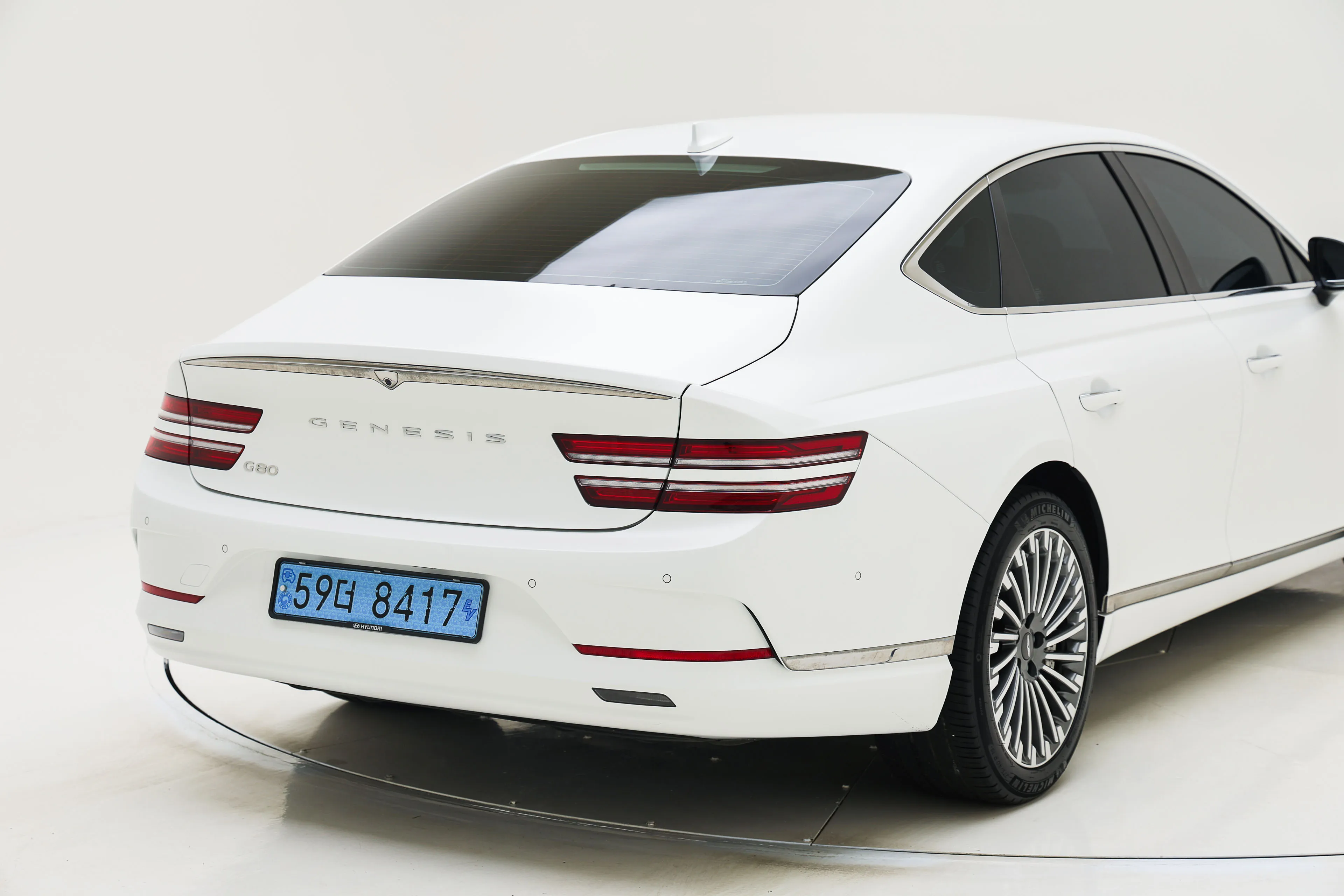 Genesis G80 2023 Electrified AWD Signature The Selection - фото 4