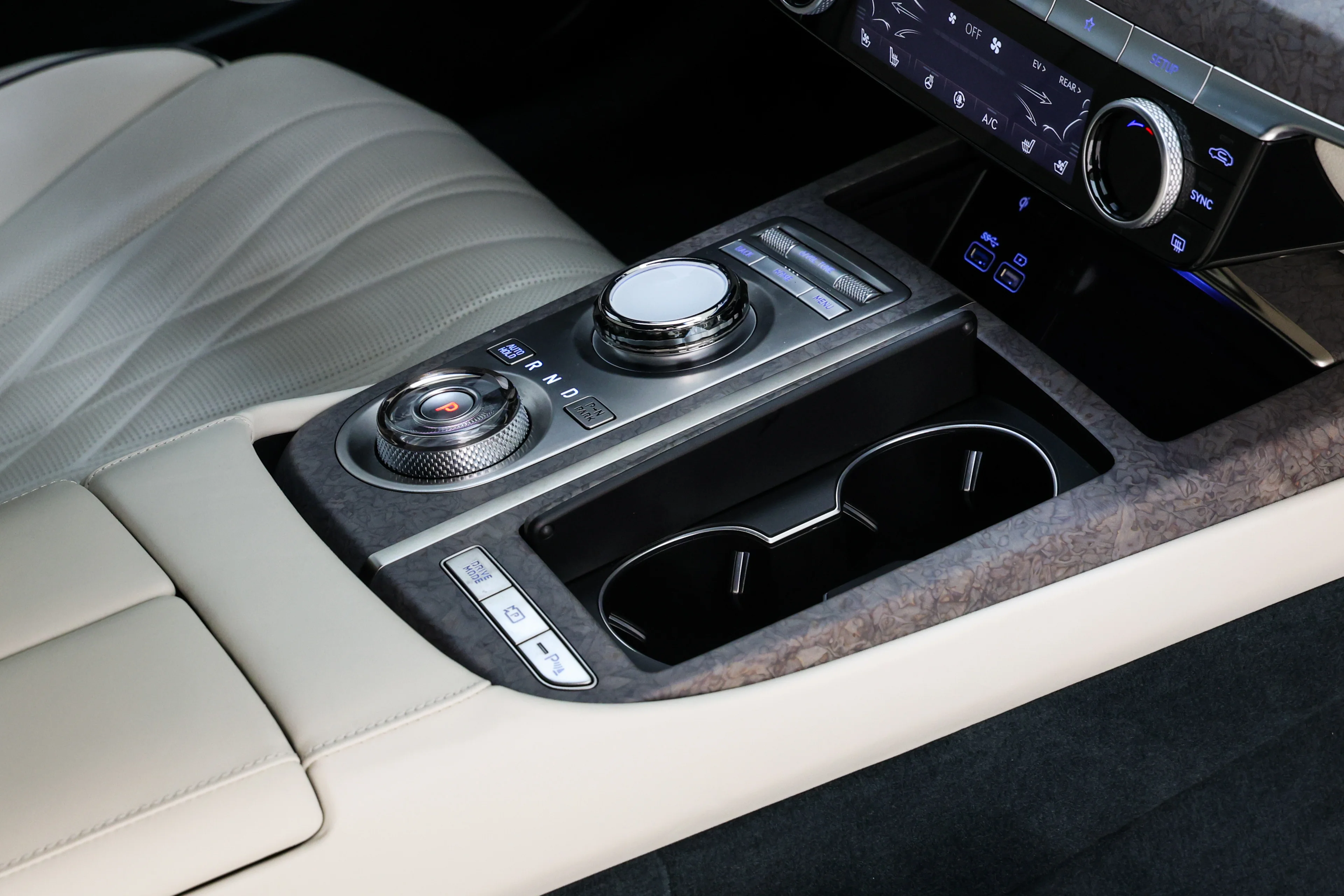 Genesis G80 2023 Electrified AWD Signature The Selection - фото 23