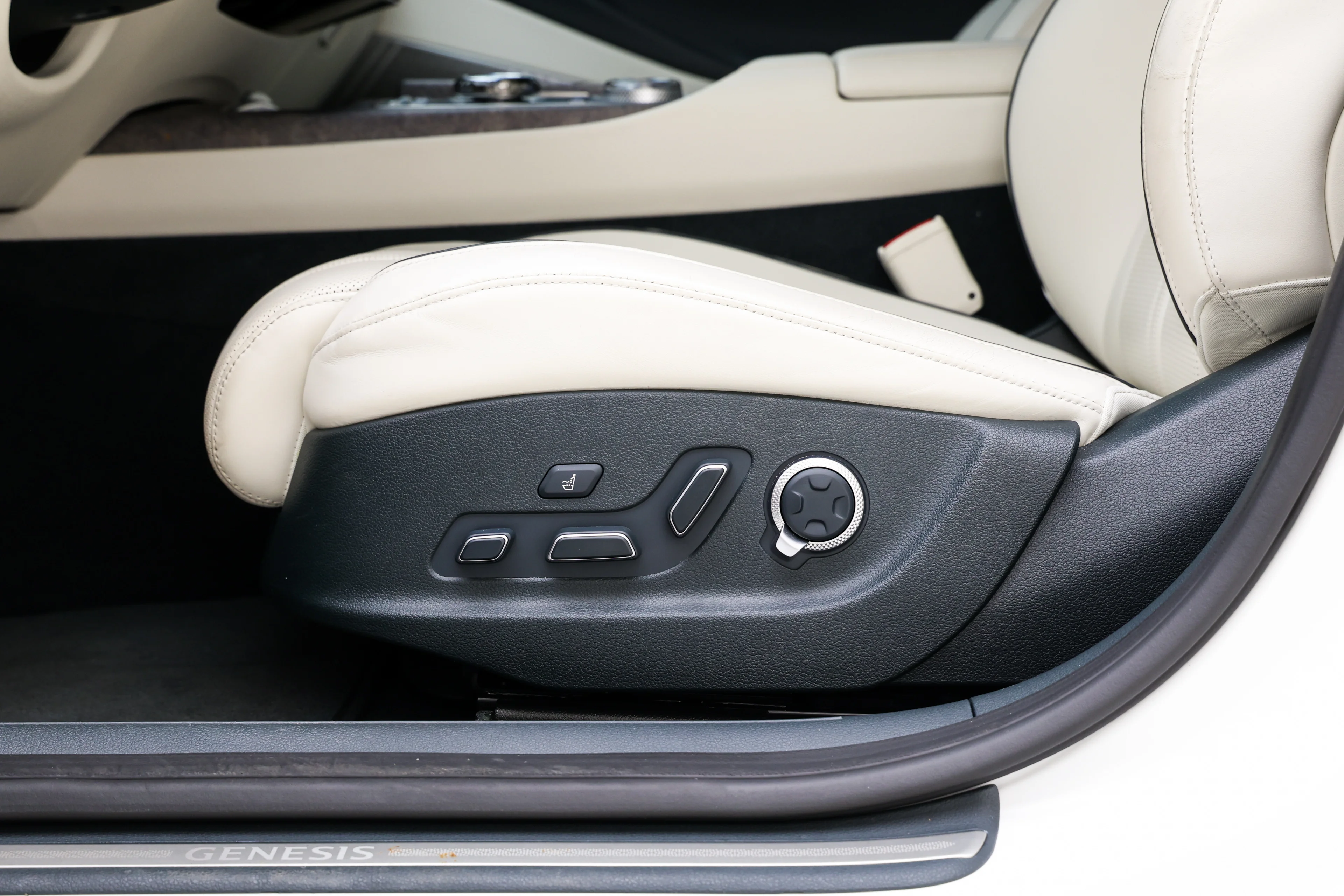 Genesis G80 2023 Electrified AWD Signature The Selection - фото 25