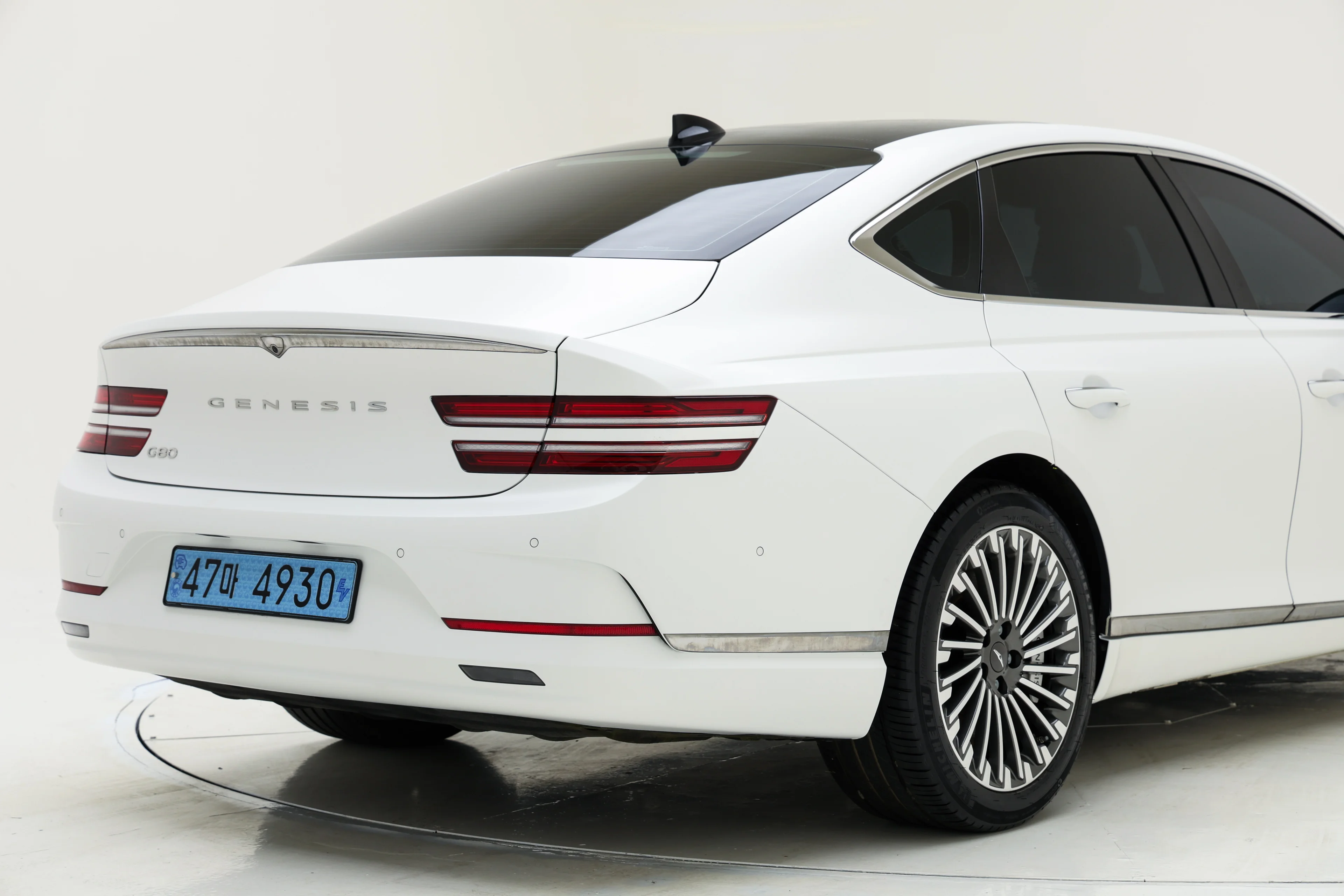 Genesis G80 2023 Electrified AWD Signature The Selection - фото 4