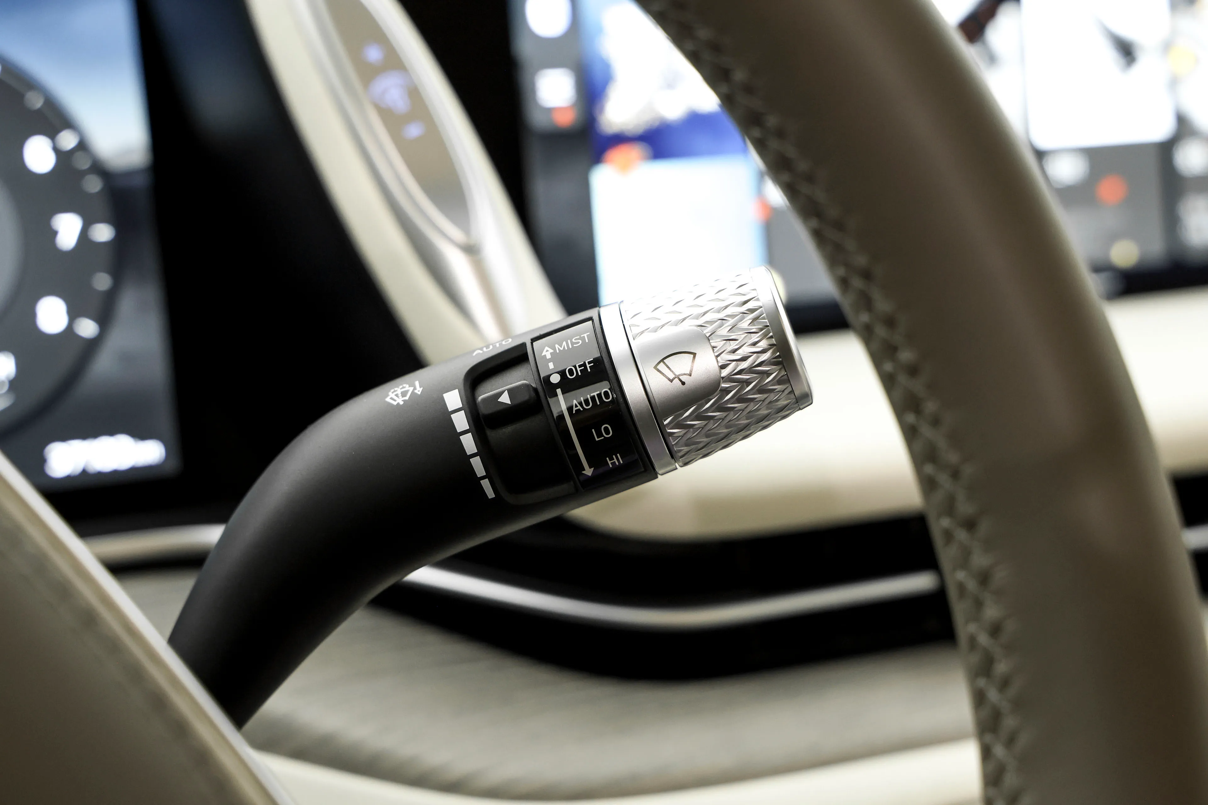 Genesis G90 2022 LONG WHEEL BASE Gasoline 3.5 Turbo AWD 4 Seater Signature The Selection - фото 17