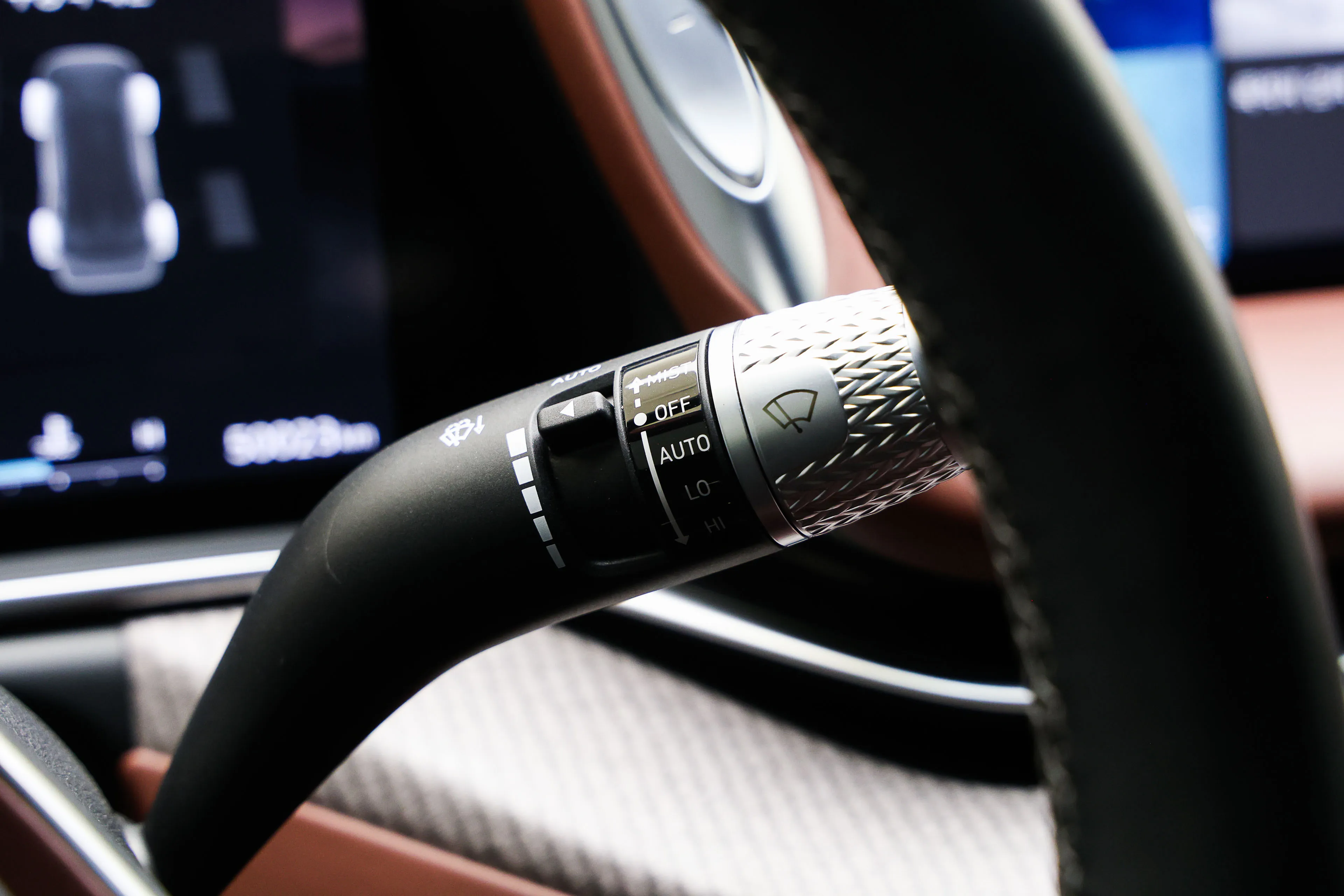 Genesis G90 2022 Gasoline 3.5 Turbo AWD 4 Seater Signature The Selection - фото 18