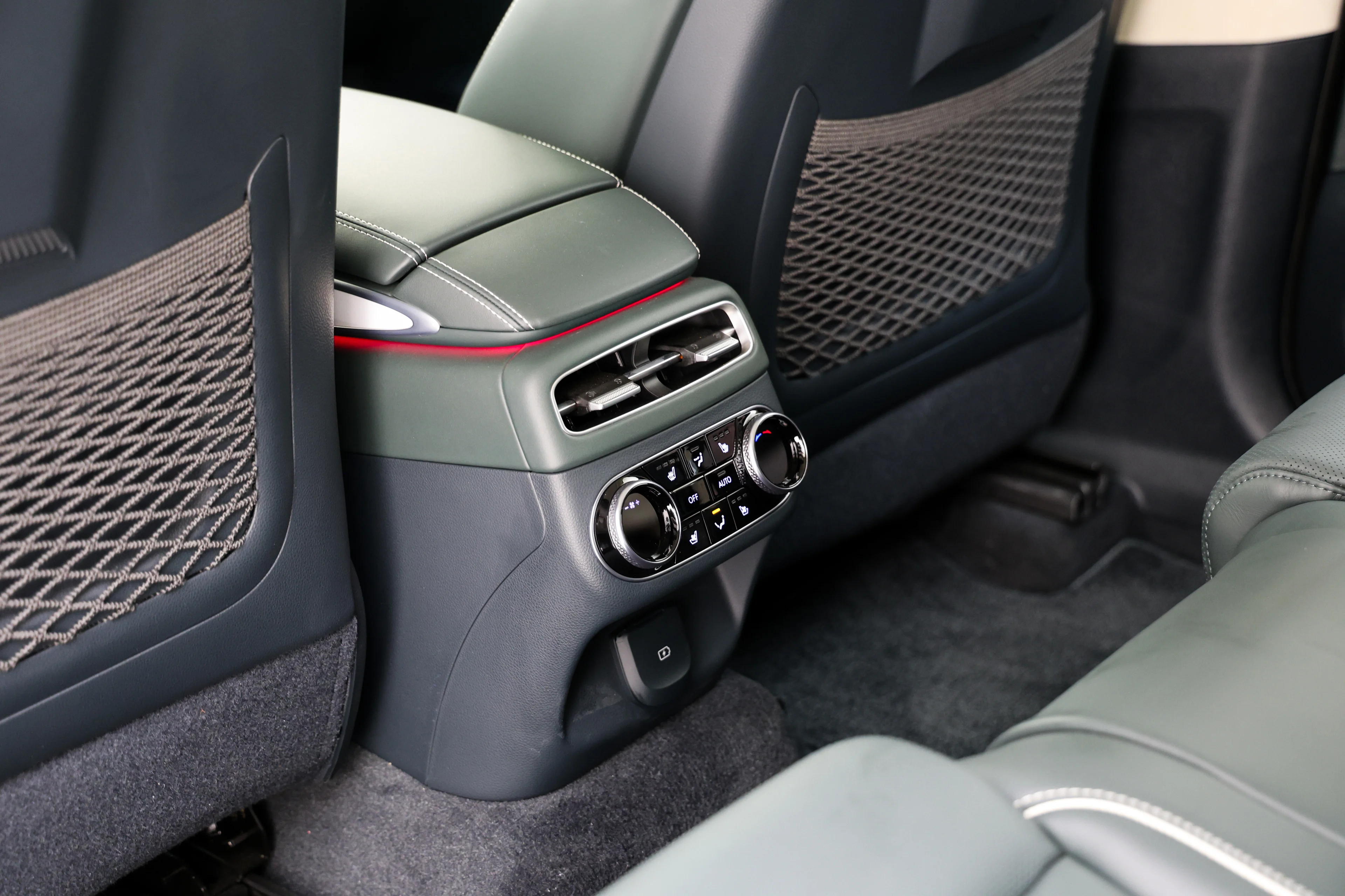 Genesis GV70 2024 Electrified AWD Signature The Selection Ⅱ - фото 30